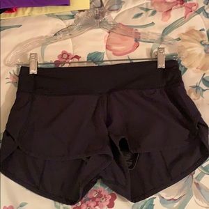 Lululemon running shorts size 4
